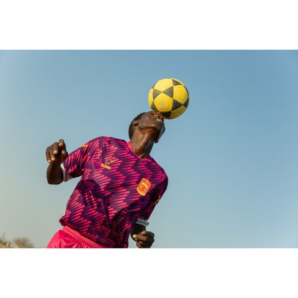 Klabu Kalobeyei Spirit Away Top Sz. XL NWT Kenya - Picture 5 of 11